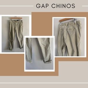 GAP Chinos
